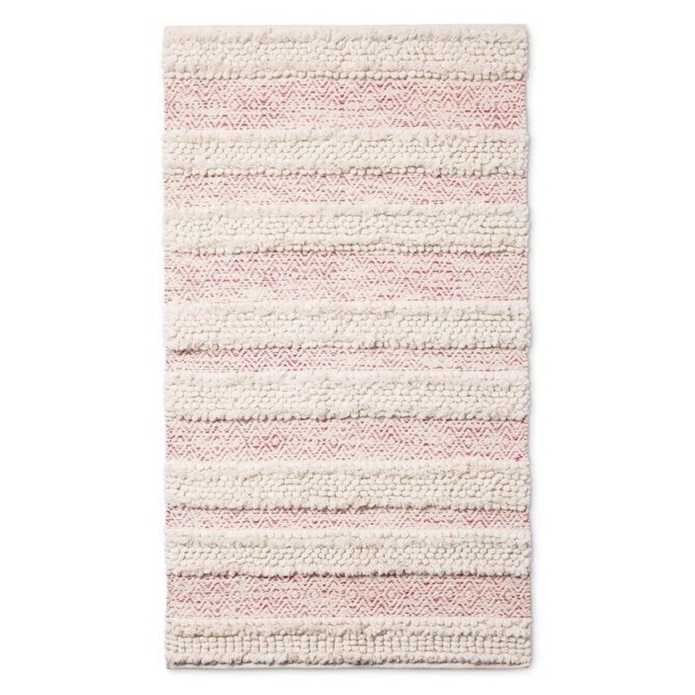 Pillowfort accent rug